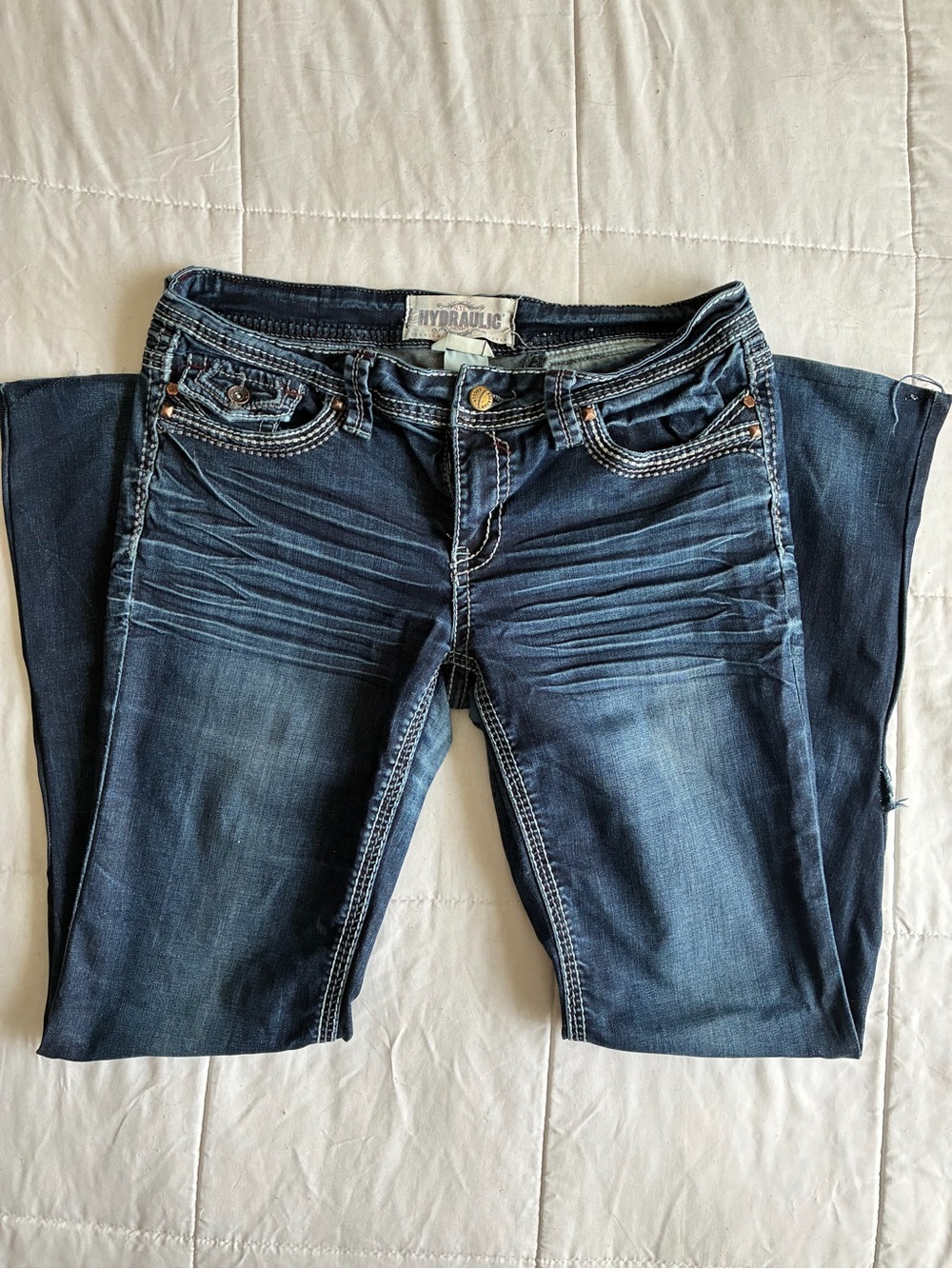 Hydraulic Bootcut Jeans in Dark Indigo